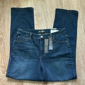 New! Lee relaxed fit straight leg jeans, dark wash, 12 short